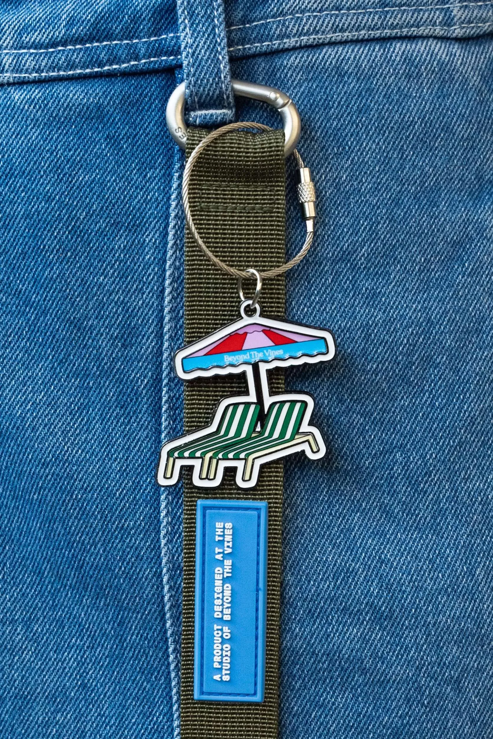 BTV_CASETiFY Deck Chair Key Tag